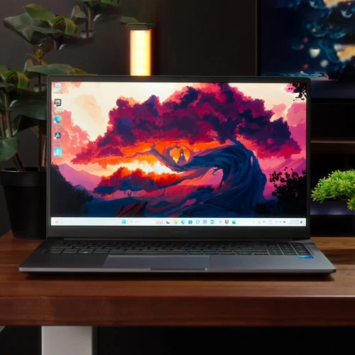 SAMSUNG GALAXY BOOK 4/ I5-1335U/ram 08GB DDR5/DISK 512GB SSD/15,6 POUCE FHD