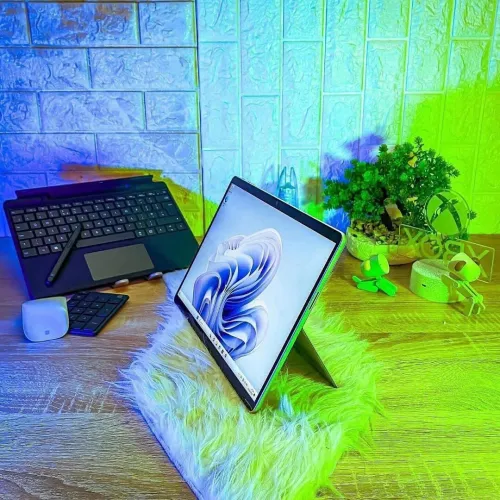MICROSOFT SURFACE PRO 11 FOR BUSINESS/ULTRA 7- 268V/RAM 16GB DDR5/256GB SSD/13.3  3k OLED  TACTILE