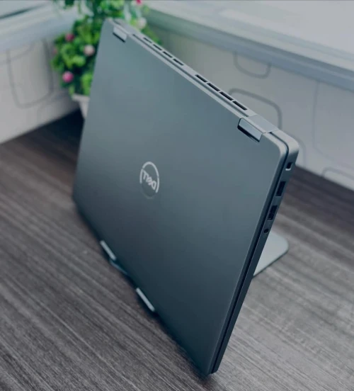 DELL LATITUDE 7450/ULTRA 5-135U VPRO/RAM 16GB/256GB SSD/ECRAN 14 
