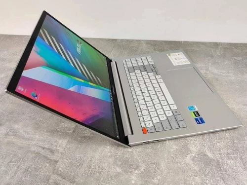  Asus vivobook PRO 16X OLED/INTEL I7-11370H/16GB DDR4/1TB ssd/NVIDIA RTX 3050 4GB/16.1 POUCE 4K OLED