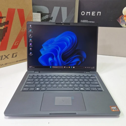 DELL PRO MAX 14 PLUS  2025 STATION DE TRAVAIL/RYZEN AI  9 HX PRO 370W/RAM 64GB/2TB SSD