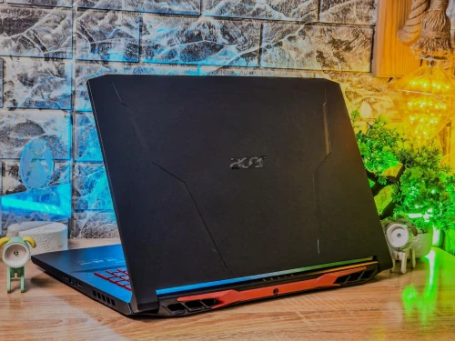 ACER NITRO 5 /intel I5 -11400H/ ram 16GO/ disk 512 gb ssd/nvidia RTX 3050 04GB/17POUCE 144HZ   