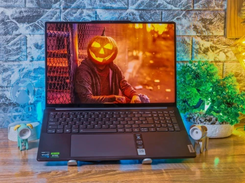 LENOVO YOGA PRO 9I 2023/INTEL I9-13905H/32Gb DDR5/DISK 1tera ssd/RTX 4060/16PUCE pouce 3K