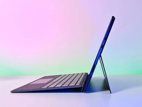 SURFACE PRO 7 + / i7-1165G7 / RAM 16GB /  512GB SSD /ecran 13 pouce  3k TACTILE