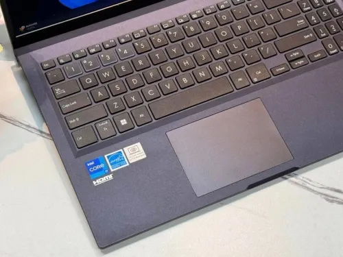 ASUS EXPERTBOOK SOUS EMBALLAGE/INTEL I7 -1255U/RAM 16GB DDR5/DISK 512GB SSD/ecran 15.6  pouce