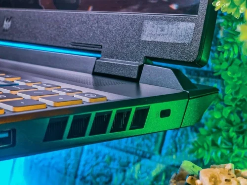ACER PREDATOR HELIOS NEO16/I9-13900HX/16 GB DDR 5/1024 GB/NIVIDIA RTX 4060 08 GB/16pouce 2.5K 165HZ
