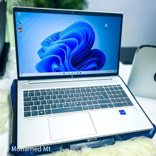 HP ELITEBOOK 650 G9/intel I7-1255U/ram 16gb ddr4 /disk 512gb ssd/intel iris xe/15.6  pouce fulhd 
