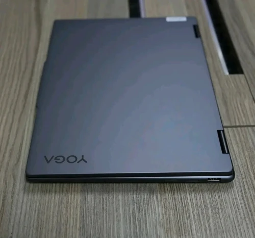 LENOVO YOGA 7I 2IN1 /INTEL I7-1255U 5.1GHZ /RAM 16GB DDR5 /DISK 512GB SSD NVEM /carte graphique  INTEL  GRAPHIQUE 4GB /ECRAN 14.1 POUCE 2.5k  X360 TACTILE
