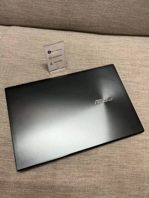 ASUS ZENBOOK 13/ intel i7-1165G7 EVO/16 gb ddr5 /1024 gb ssd/ iris xe  graphique  13.3 pouce OLED 