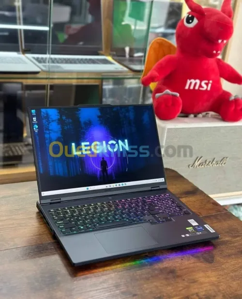 LENOVO LEGION PRO 7 16IRX8H/ i9-13900HX /32GB DDR5/2TB SSD/NVIDIA RTX4090 16GB/16.1" 2.5 240Hz