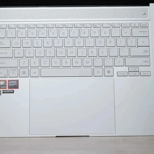 ASUS ZENBOOK S16/Ryzen AI 9 HX 370/ RAM 32GB LPDDR5x/DISK1TSSD/carte graphiqu AMD RADEON 890M/16" 3k