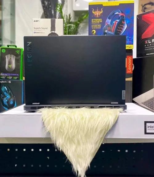 LENOVO LEGION 5 SLIM/I7-13700H 5.5ghz/16 gb ddr5/512 SSD/ NVIDIA RTX 4060 8GB/16.1  pouce 2k 165HZ  