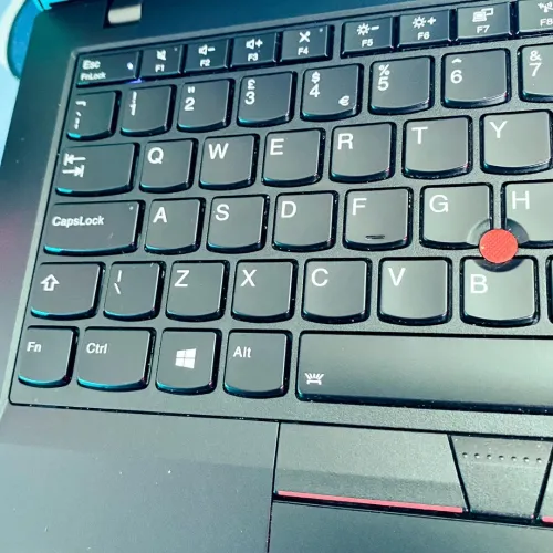 LENOVO THINKPAD L14/INTEL i7-1255u 4.8 /ram 16 gb/disk 512gb ssd/AMD RADEION graphique 4gb