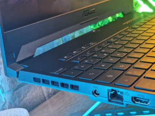 ASUS TUF DASH F15/intel i7-12650H/ram 16 gb ddr5/disk 512 gb ssd/nvidia RTX 3060/15.6  FUH  144HZ