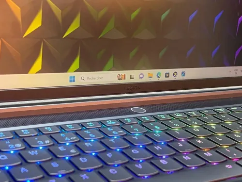 LENOVO LEGION 5 SLIM/INTEL I7 -13700H/RAM 16GB DDR5/512GB SSD/RTX 4060 08GB/16 POUCE QHD 2.5K 240 HZ