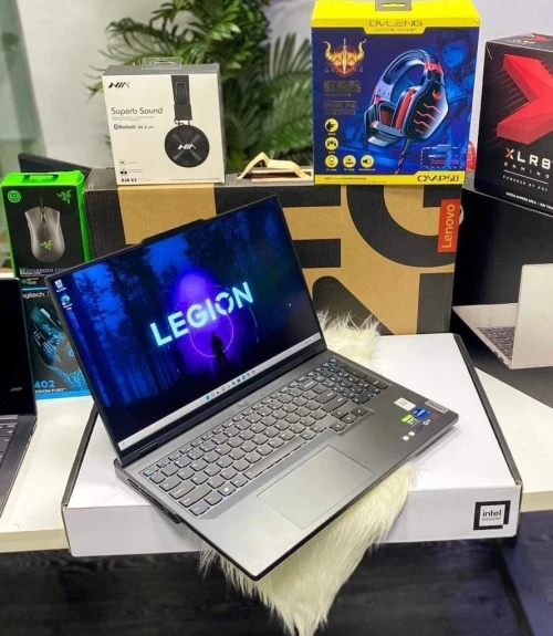 LENOVO LEGION 5 PRO/i7-13700HX/16GB DDR5 /DISK 512SSD/NVIDIA RTX4060 /16 POUCE IPS 2.5K 165Hz 