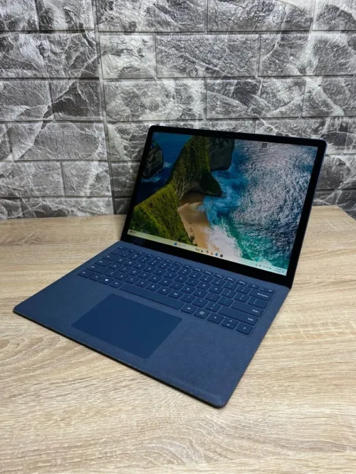 SURFACE LAPTOP 3/INTEL  I5-1035G7/08  DDR4/256GB  SSD/intel UHD graphique 4gb/13.4  2k tactile      