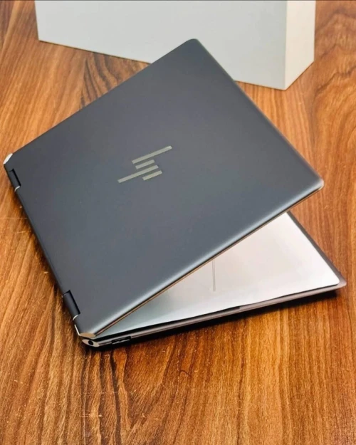 HP SPECTRE 14 X360 /INTEL CORE i5-1235U/16GB DDR4 4267MHZ/DISK 512 NVEM/14 POUCE FHD X360 TACTILE