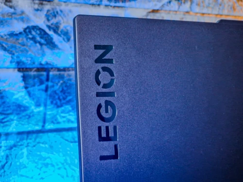 LENOVO LEGION SLIM 5/RYZEN 7-7840HS/RAM16GB DDR 5/DISK 512 GB/RTX 4060 8GB/14,5 pouce OLED 3K 120HZ 