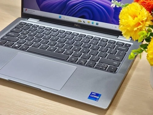 DELL LATITUDE 7440 VPRO/I7-1365U 5.2GHZ/RAM 32GB DDR5/256GB SSD/ECRAN 14.1 POUCE 