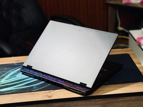 ACER PREDATOR HELIOS NEO 18 /I7-14650HX/16 GB DDR5/1024 GB NVME/RTX 4060 08 GB/ 18 POUCE FHD 165 HZ 