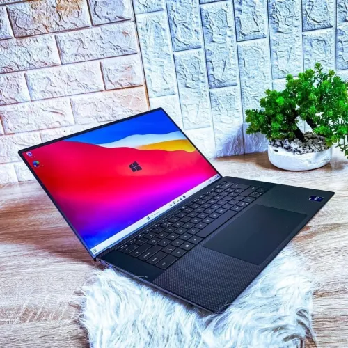 DELL PRECISION 5570 2022 station  INTEL I9-12900H 32GB DDR5 512 GB SSD RTXA2000 15.6 4K TACTILE