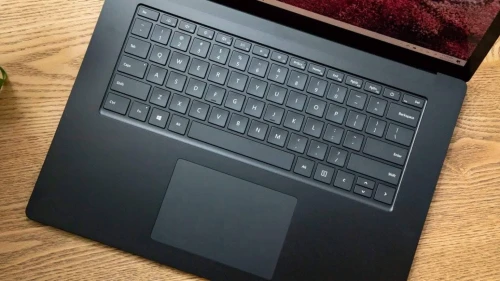  MICROSOFT SURFACE LAPTOP 5/I7-1265U 5GHZ/RAM 16GB DDR5/512GB SSD /ECRAN 14 POUCE 3K TACTILE 
