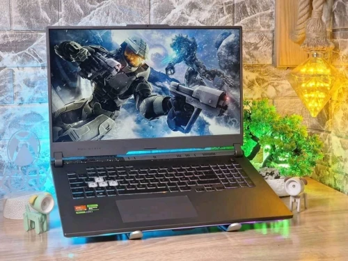  ASUS ROG STRIX 17 /RYZEN9-7945HX 5.5GHZ/RAM 32GB DDR5/1TB SSD/RTX 4070 8GB/17.3 2K 240HE