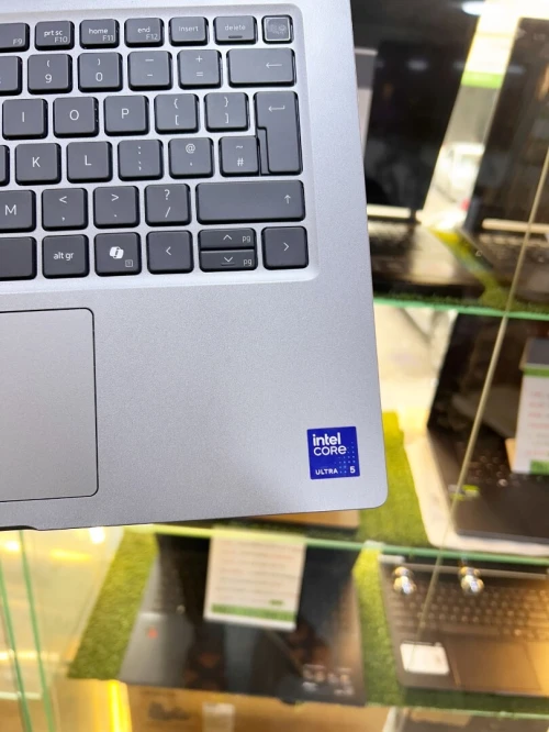 DELL LATITUDE 5450  2024/ULTRA 5 125U 5GHZ/16 GB DDR5  5600Mhz/512 SSD/Intel AI Boost/14" FHD tactile