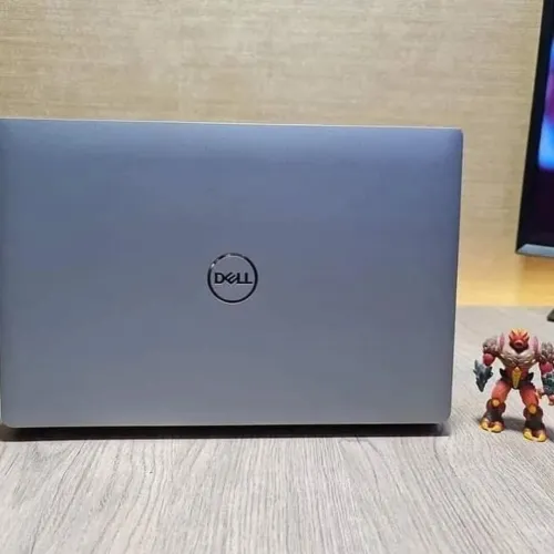 DELL LATITUDE 5540/INTEL I7-1365U/16GB DDR4/256 SSD/15.6  pouce fullhd+