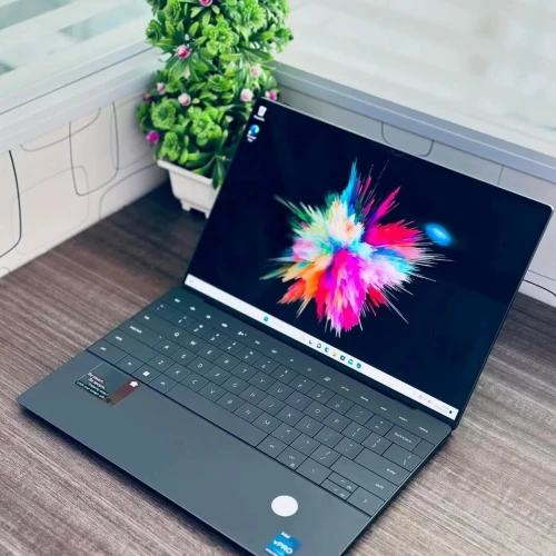 DELL XPS 13 PLUS  9320 / INTEL I7-1270P/ram 16gb ddr5/512 SSD /INTEL IRIS XE GRAPHIQUE/13.4 FHD OLED