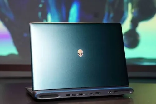 DELL ALIENWARE 18 AREA-51 2025/ULTRA 9-275HX/64GB/4TB SSD/NVIDIA RTX 5090 24GB/18"2.5K 300Hz