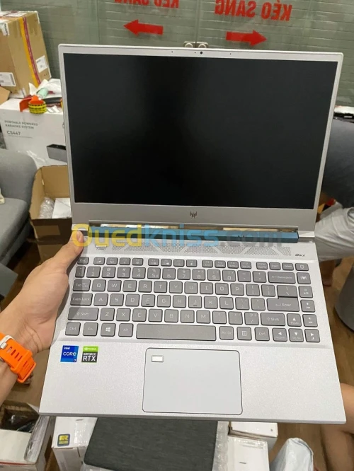 ACER PREDATOR HELIOS 300 SE 2022 intel I7 -11370H ram 16 gb disk 512 gb RTX 3060 6GB  14 pouce 144hz