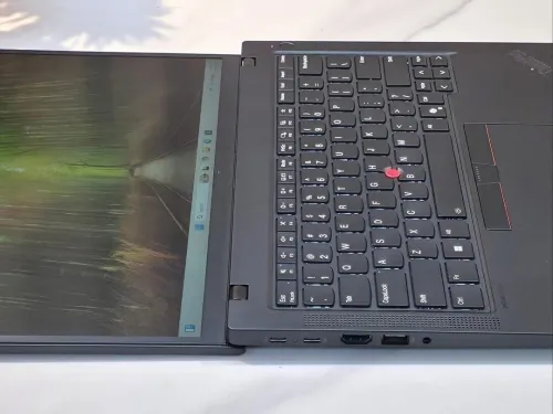 LENOVO THINKPAD T14S GEN 5 2025 ULTRA 7-155U 16GB DDR5 512GB SSD NPU AI BOOST 14 pouce  IPS FHD+
