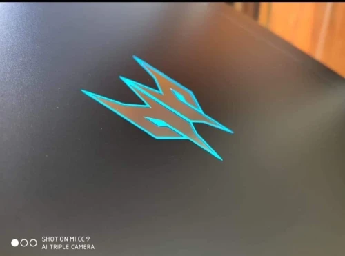 ACER PREDATOR HELIOS 300 