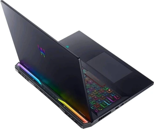 ACER PREDATOR HELIOS 18/INTEL I7-14650HX/16GB DDR5/1024GB SSD/RTX 4060 08GB/18 POUCE  FHD+ 165HZ 