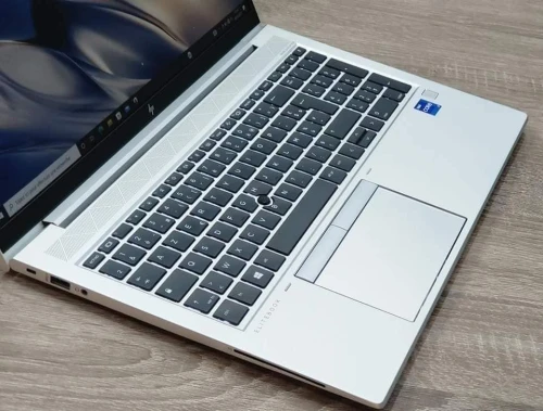 HP ELITEBOOK 850 G8/I7-1185G7/RAM 16GB/512GB SSD/INTEL IRIS XE /ECRAN 15.6 POUCE IPS