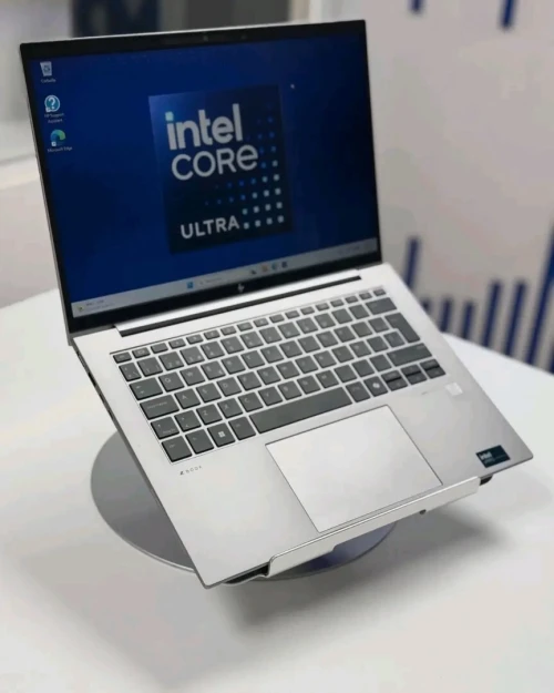 HP ZBOOK FIREFLY 14 G11/INTEL ULTRA 7-165H/32GB DDR5/1024GB NVEM/INTEL ARC PRO 4GB/14. pouce IPS FHD