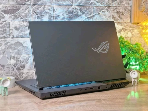  ASUS ROG STRIX 17 /RYZEN9-7945HX 5.5GHZ/RAM 32GB DDR5/1TB SSD/RTX 4070 8GB/17.3 2K 240HE