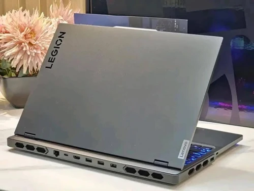 LENOVO LEGION PRO 7 16IRX8H/ i9-13900HX /32GB DDR5/2TB SSD/NVIDIA RTX4090 16GB/16.1" 2.5 240Hz