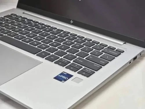 HP ELITEBOOK 840 G9/INTEL I7-1260P/ RAM 16GB DDR5/disk 512GB SSD/14 pouce FHD/  iris xe  graphique