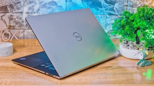 DELL XPS 15 9530/I7-13700H 5GHZ/16GB DDR5/512 GB SSD/ RTX 4050 6GB/15.6 POUCE IPS