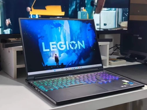 LENOVO LEGION 5I SLIM/INTEL I7-13700H/RAM32 DDR5/disk 2TB ssd/RTX 4070 8GB/16.1  pouce 3k 240HZ