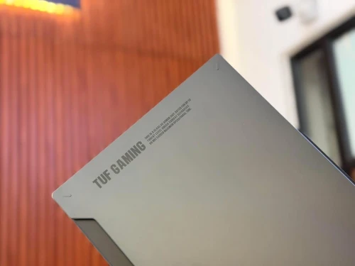ASUS TUF GAMING A15/RYZEN 9-8945H/32GB DDR5/1024GB SSD/RTX 4060 8GB/écran 15.6 pouce fullhd+165hz