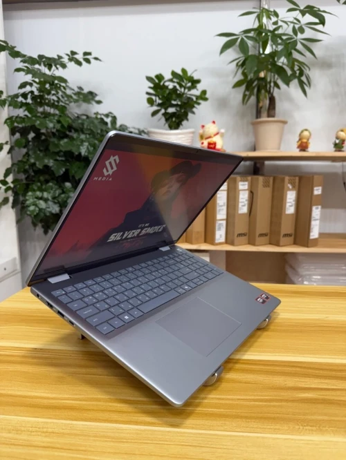 DELL INSPIRON 16 5645 2024 AMD RYZEN 5-8540U 16GB DDR5 512GB SSD 16.1 POUCE FHD clavier lumineux