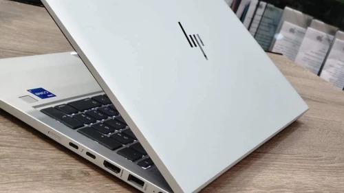 HP ELITEBOOK 850 G8/I7-1185G7/RAM 16GB/512GB SSD/INTEL IRIS XE /ECRAN 15.6 POUCE IPS