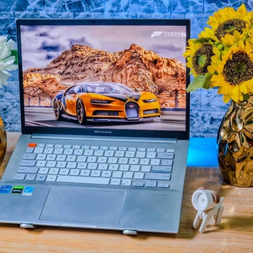 ASUS VIVOBOOK PRO 14 OLED INTEL I5-11300H 16gb ddr4 512gb ssd RTX 3050 14.5  pouce 4k OLED 120hz