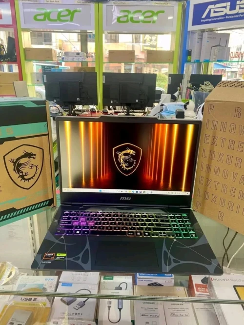MSI CYBORG A15 AI+ RTX 5060 2026/RYZEN 7 AI 260W/RAM 16GB/1TB SSD/NVIDIA RTX 5060 8GB/ECRAN 15.6 144HZ