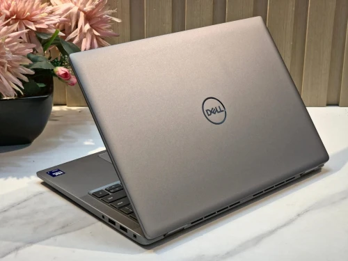 DELL LATITUDE 7450/ULTRA 5-135U VPRO/RAM 16GB/256GB SSD/ECRAN 14 