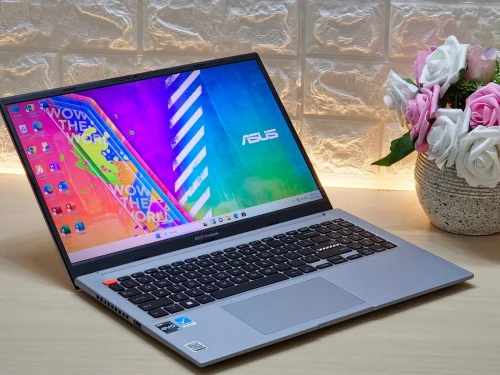 ASUS VIVOBOOK S15/I5-13500H/16GB DDR5/512GB SSD/INTEL ARC A350M/INTEL IRIS XE/15.6  2K OLED -120Hz